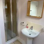 게스트하우스 The Ashton Gate Mews 3*