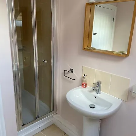 게스트하우스 The Ashton Gate Mews 3*