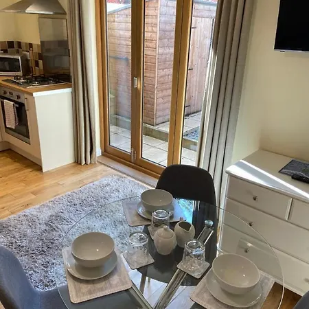 The Ashton Gate Mews Гостевой дом