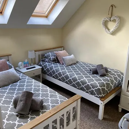 The Ashton Gate Mews بيت ضيافة *