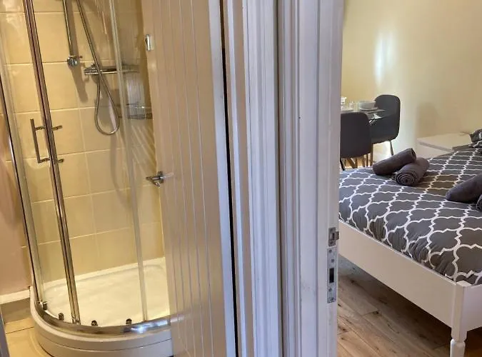 The Ashton Gate Mews Pensionat 3*