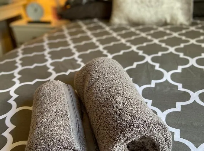 The Ashton Gate Mews 3*