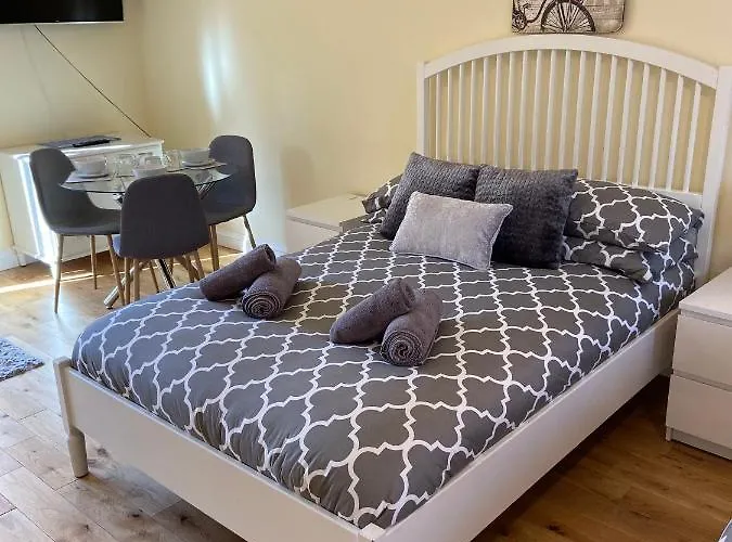 The Ashton Gate Mews ゲストハウス ブリストル